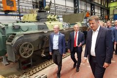 Ministr zahraničních věcí Petříček navštívil firmy skupiny STV v Poličce
